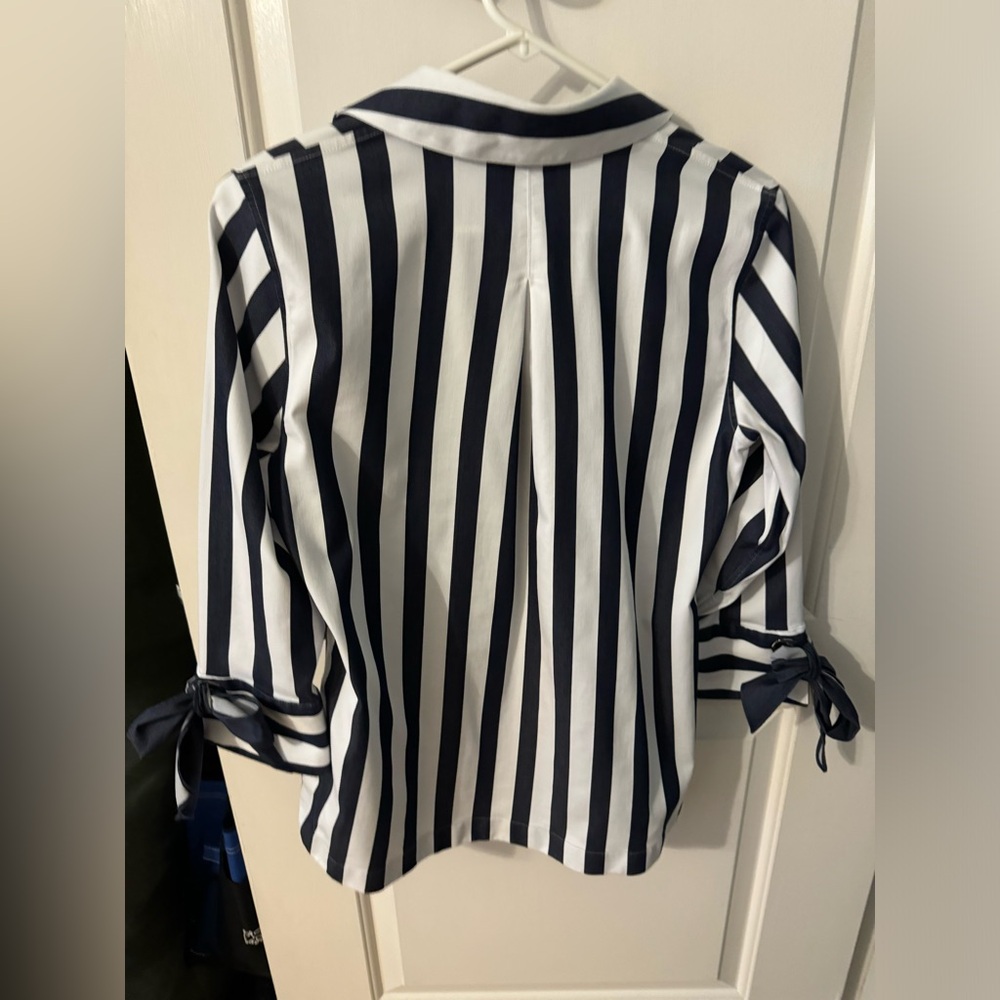 Chico’s No-Iron Chic Stretch Tunic